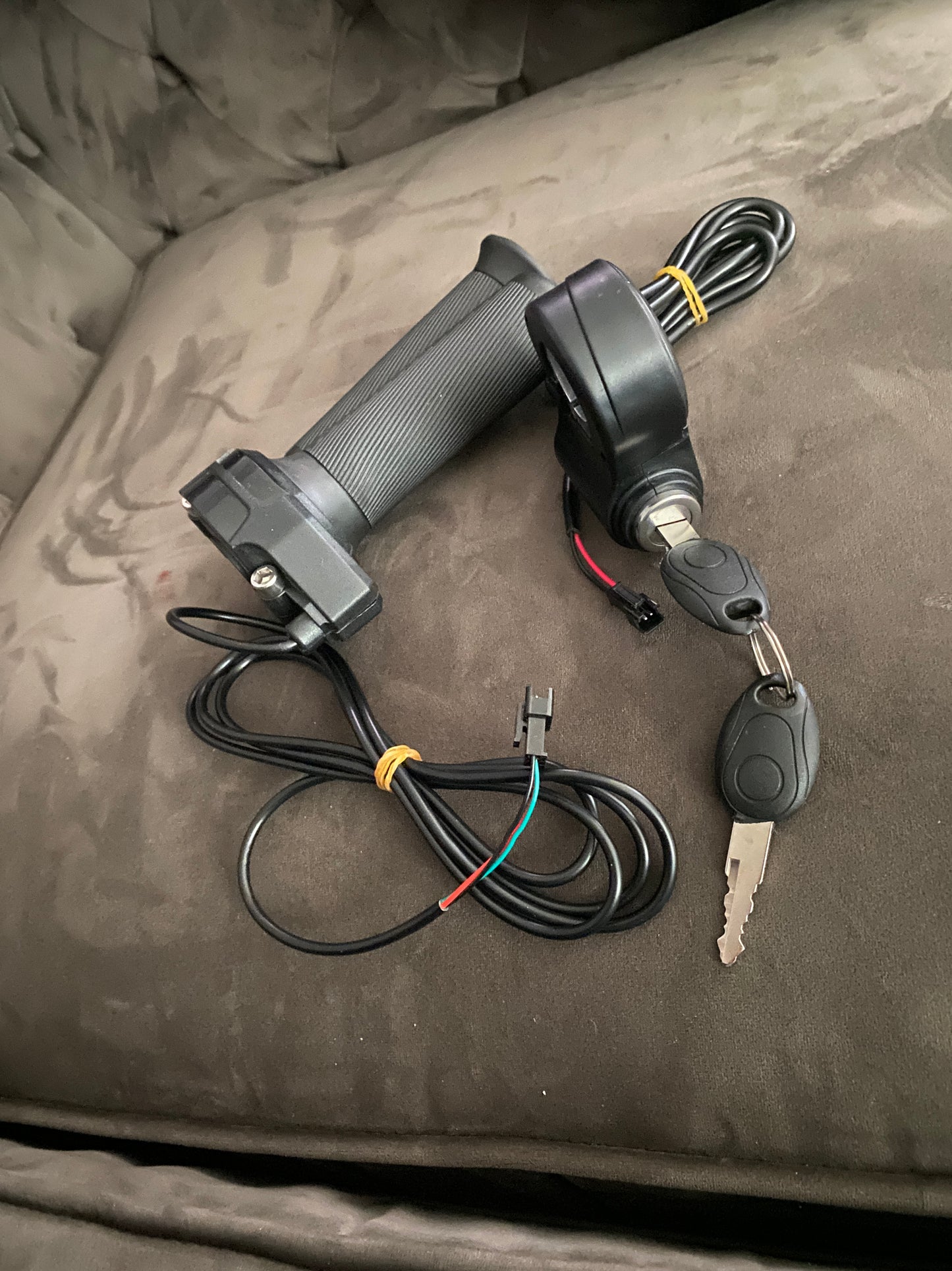 Suron throttle + key ignition