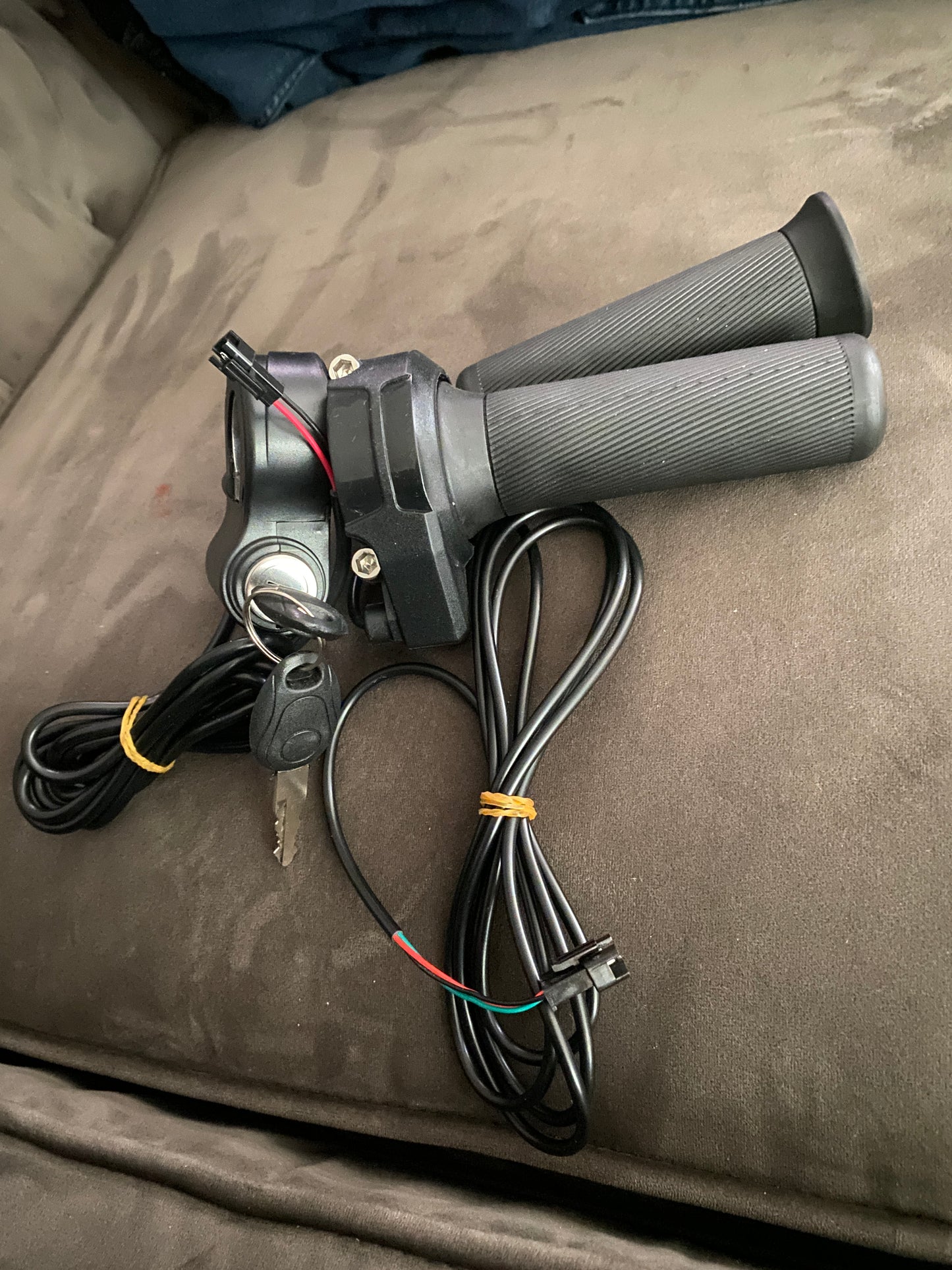 Suron throttle + key ignition